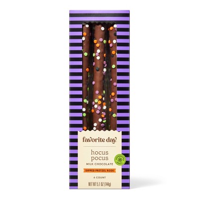 Halloween Hocus Pocus Milk Chocolate Dipped Pretzel Rods - 5.1oz - Favorite Day™