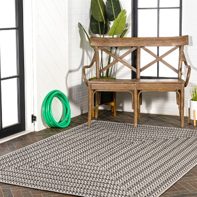 Modern Chevron Geometric 5x8 Black and Light Gray Synthetic Area Rug