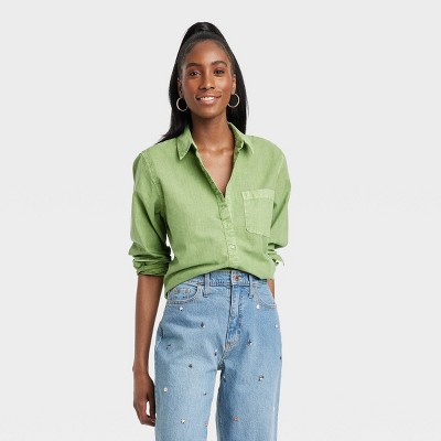Women's Long Sleeve Classic Fit Button-Down Shirt - Universal Thread™