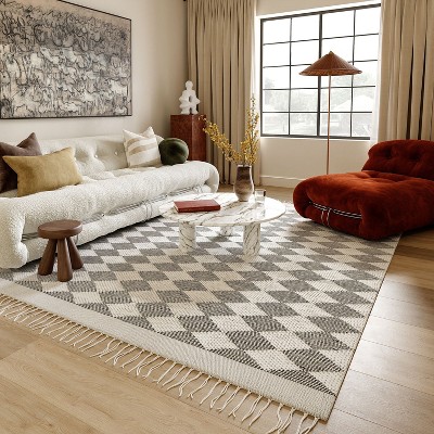 Gray and White Diamond Pattern Wool Blend 9' x 12' Area Rug
