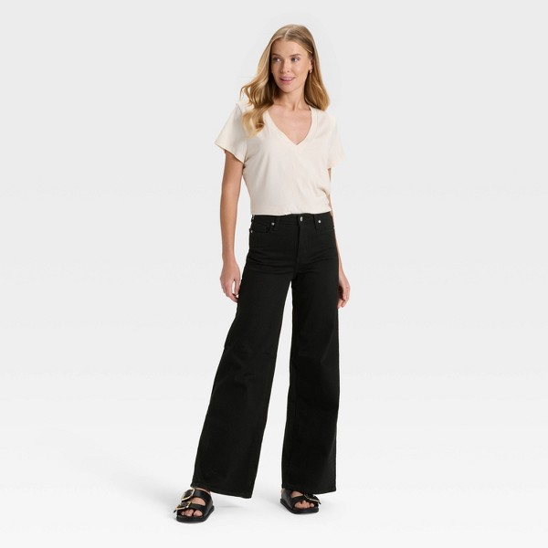 Jeans de Tiro Alto y Pierna Ancha para Mujer - Universal Thread™ 3