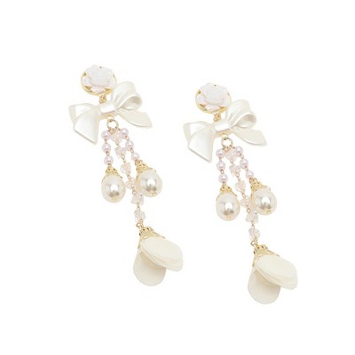 SOHI Women's White Flora Drop Earrings