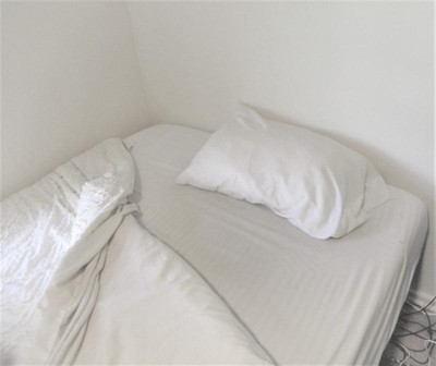 Guest review image 1 of 3, zoom in
