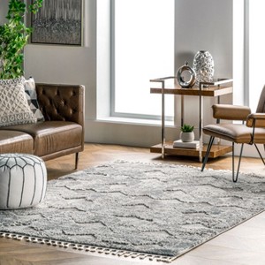 Nuloom Agata Textured Tassel Area Rug, 5' 3" x 7' 7", Gray - 1 of 4
