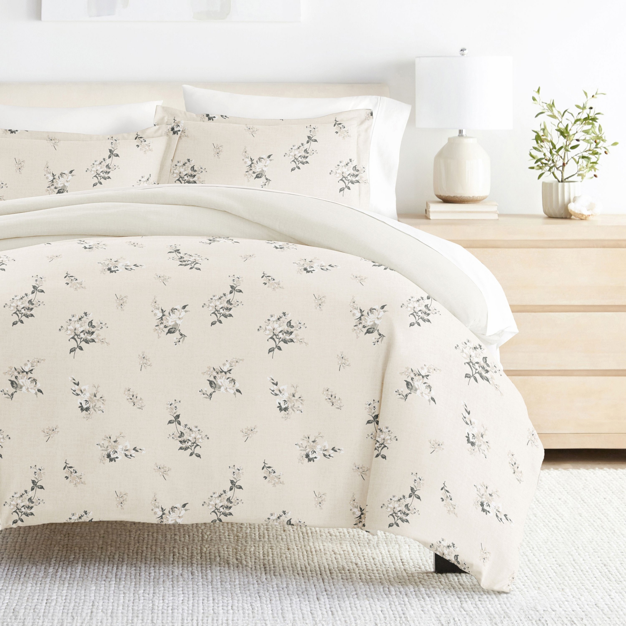 Floral 3PC Duvet Cover Set - All Season Bedding, Zippered Closure, Soft & Breathable - Becky Cameron, Delicate Floral Ivory, King/California King
