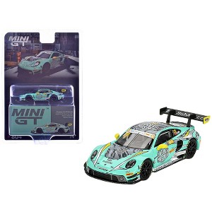 Mini GT 1:64 Porsche 911 GT3 R #28 HubAuto Racing 2023 FIA GT World Cup 70th Macau Grand Prix - 1 of 3