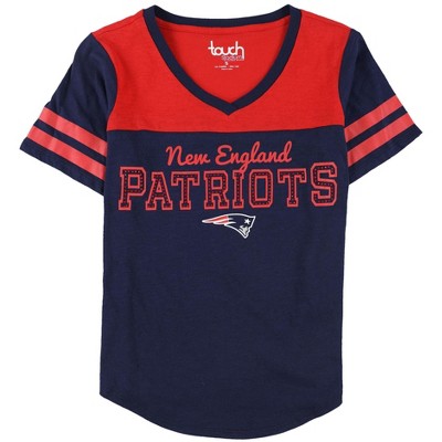 Touch by G-III Womens New England Patriots Embellished T-Shirt