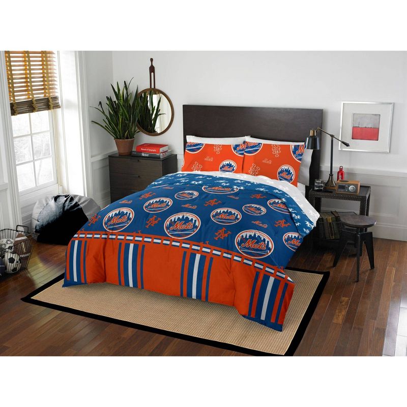 MLB New York Mets Rotary Bed Set, 1 of 4