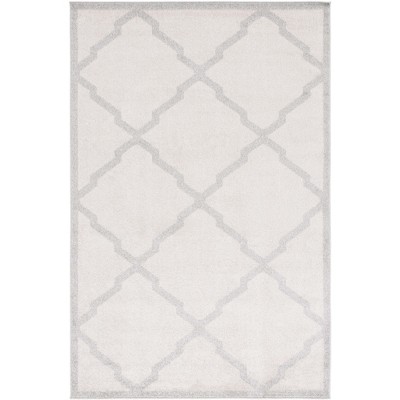 beige/light grey