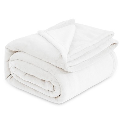Cozy Comfort by Bedsure | Flannel Blanket Solid 260GSM Soft Fuzzy Plush Bed Blanket
