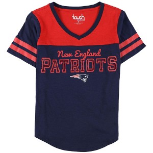 Touch by G-III Womens New England Patriots Embellished T-Shirt - 1 of 2
