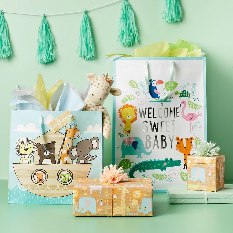XL &#39;Welcome Sweet Baby&#39; Jungle Colossal Cub Gift Bag - Spritz&#8482;, 2 of 6