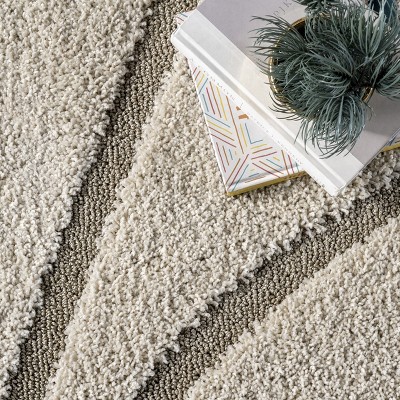 Cozy Plush Lt Beige Shag Area Rug 8' x 11' - Easy Care & Stain-Resistant