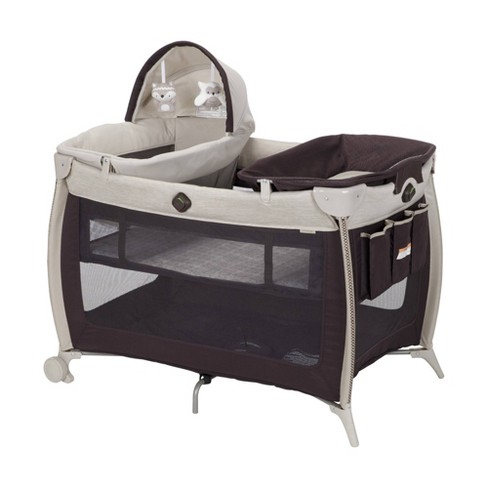 Safety 1st  Play-and-Stay Playard - image 1 of 4