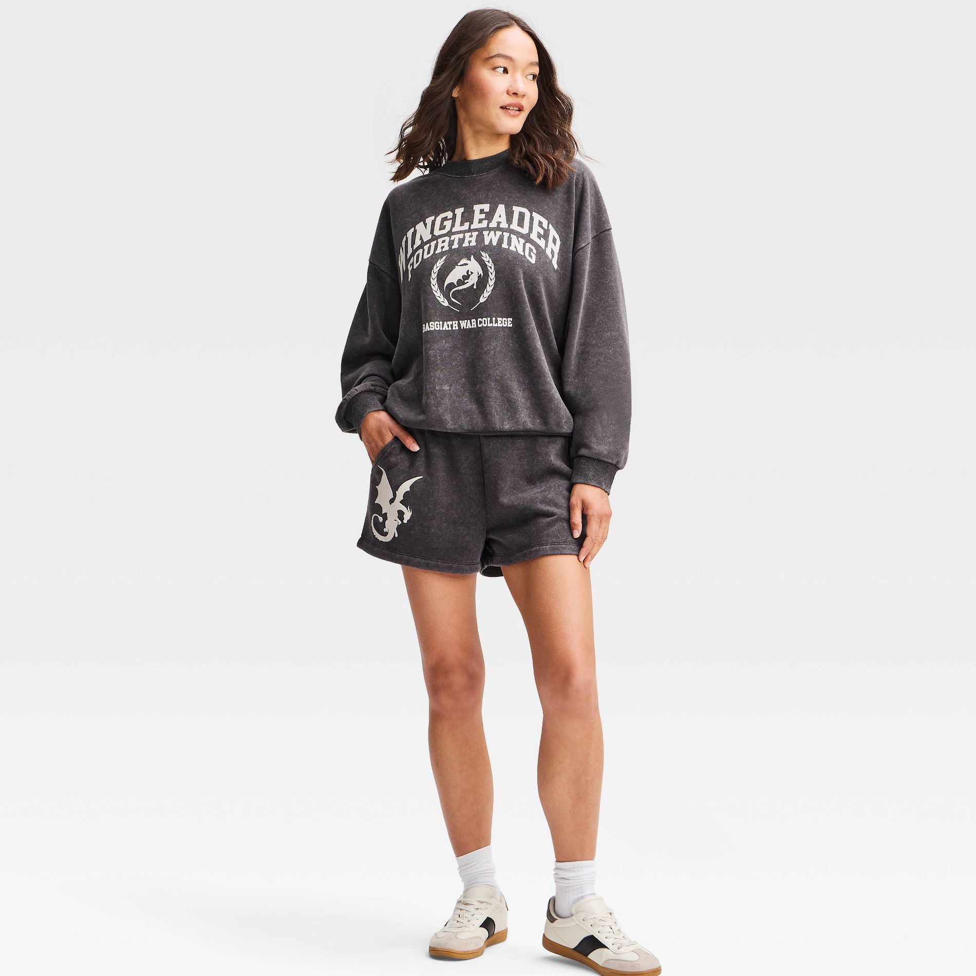 Women's Crewneck Fourth Wing Wingleader Fleece Graphic Pullover Sweatshirt - Black Wash