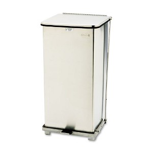 Rubbermaid Commercial Defenders Heavy-Duty Steel Step Can, 13 gal, Steel, Stainless Steel - 1 of 1