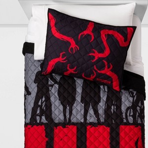 Stranger Things Twin Quilt Red, Black Red