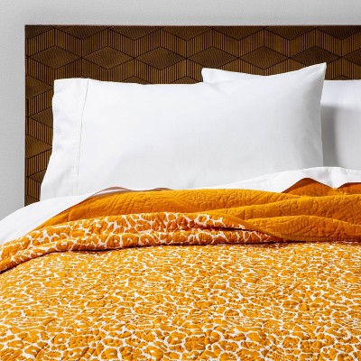 Twin/Extra Long Twin Leopard Medallion Stitch Quilt Saffron - Opalhouse™