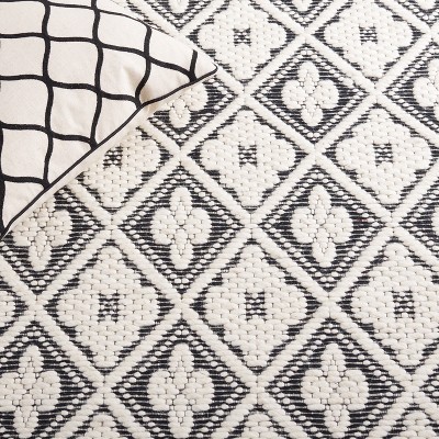 Marbella Hand-Woven Black & Ivory Striped 4' x 6' Rug