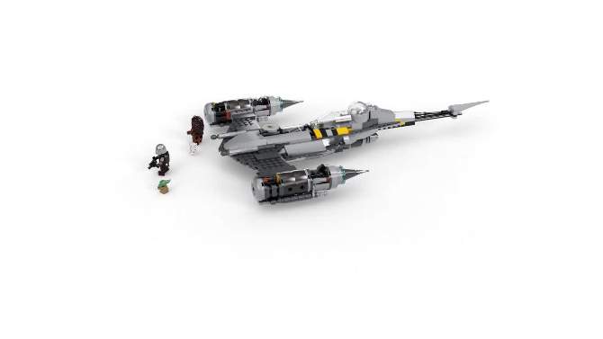 LEGO Star Wars The Mandalorian&#39;s N-1 Starfighter Set 75325, 2 of 8, play video