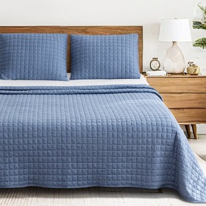 FIONECA 3-Piece All-Season Jersey Knit Quilt Set – T-Shirt Soft, Wrinkle-Resistant Bedding (Quilt + Shams) - 1 of 4