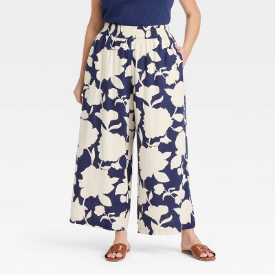 Women's High-Rise Wide Leg Linen Pull-On Pants - Ava & Viv™ Navy Blue Floral 3X