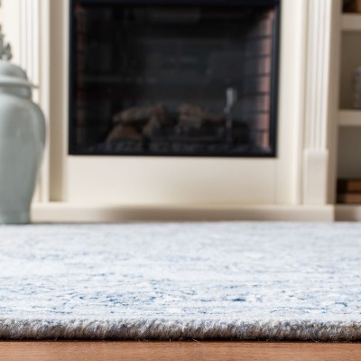 Ivory and Light Blue Hand-Tufted Wool Rug, 2' 6" x 4'