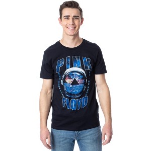 Seven Times Six Pink Floyd Men's The Dark Side Of The Moon Astronaut Helmet Pyramid T-Shirt Black - 1 of 3