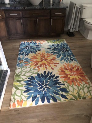 Rosana Floral Machine Washable Indoor/Outdoor Area Rug — nuLOOM