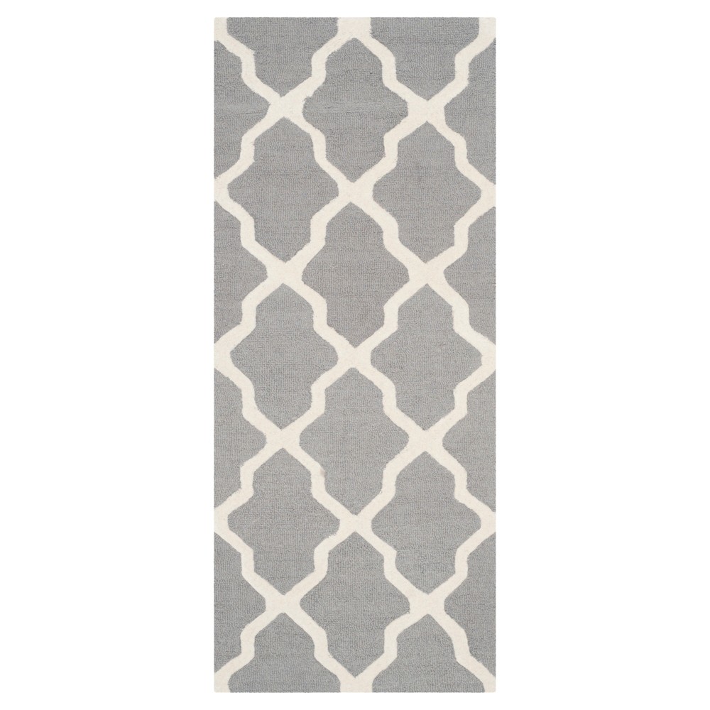 Maison Textured Runner - Silver / Ivory (2'6inx 6') - Safavieh