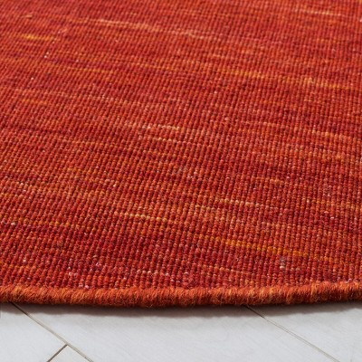 Handmade Red and Rust Wool Round Area Rug, 6' Diameter