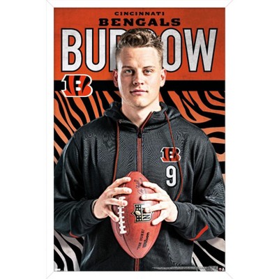 NFL Cincinnati Bengals - Joe Burrow Pose 20 Wall Poster, 22.375 x