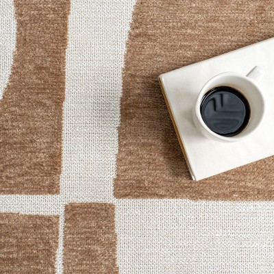 Odilia Geometric Reversible Washable Red and Beige Rug 4' x 6'