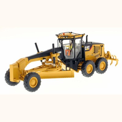 CAT Caterpillar 140M Motor Grader with Operator "High Line Series" 1/50 Diecast Model by Diecast Masters