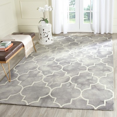 Ivory and Gray Hand-Tufted Wool 6' x 9' Area Rug