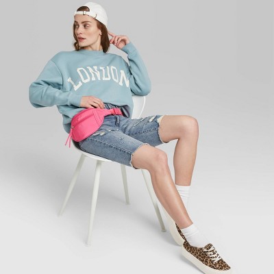 womens oversized crewneck sweatshirt