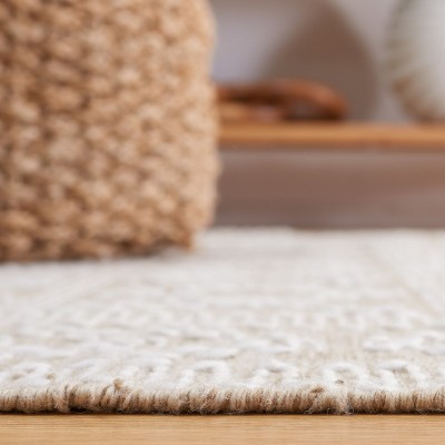 Ivory and Beige Handwoven Wool and Cotton Area Rug, 8' x 10'