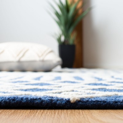 Handmade Navy and Ivory Wool 8' x 10' Area Rug