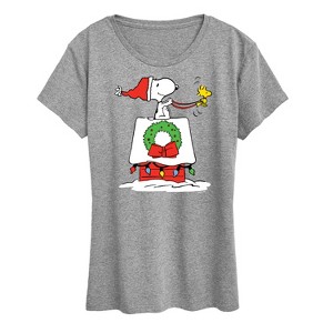 Women's - Peanuts - Snoopy and Woodstock House Sleigh Short Sleeve Graphic T-Shirt - 1 of 4
