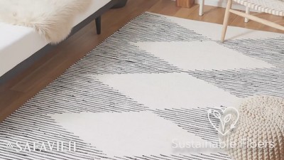 Ivory and Navy Handwoven Wool Kilim Area Rug, 3' x 5'