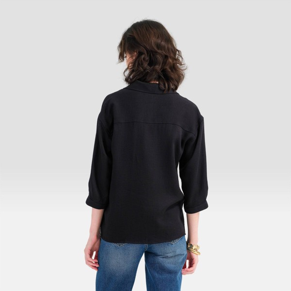 Camisa de vestir con cuello y botones, manga 3/4 para mujer - Universal Thread™ 2