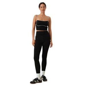 Slickblue Women’s Activewear Set, Ribbed Contrast Trim, Crop Top and Leggings, Athleisure Style, XS–L, 4 Color Options - 1 of 4
