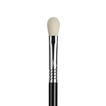 Sigma Beauty E24 Diffused Blend™ Brush
