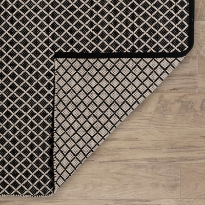 Black Geometric Synthetic Rectangular Indoor/Outdoor Rug, 6' x 9'