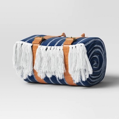 80&#34;x60&#34; Jacquard 2 Person Outdoor Blanket with Buckle Strap Navy - Threshold&#8482;_2