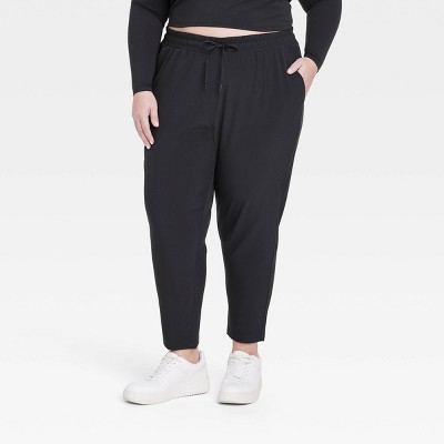 Women's Tapered Stretch Woven Pants - All in Motion Black XS 1 ct