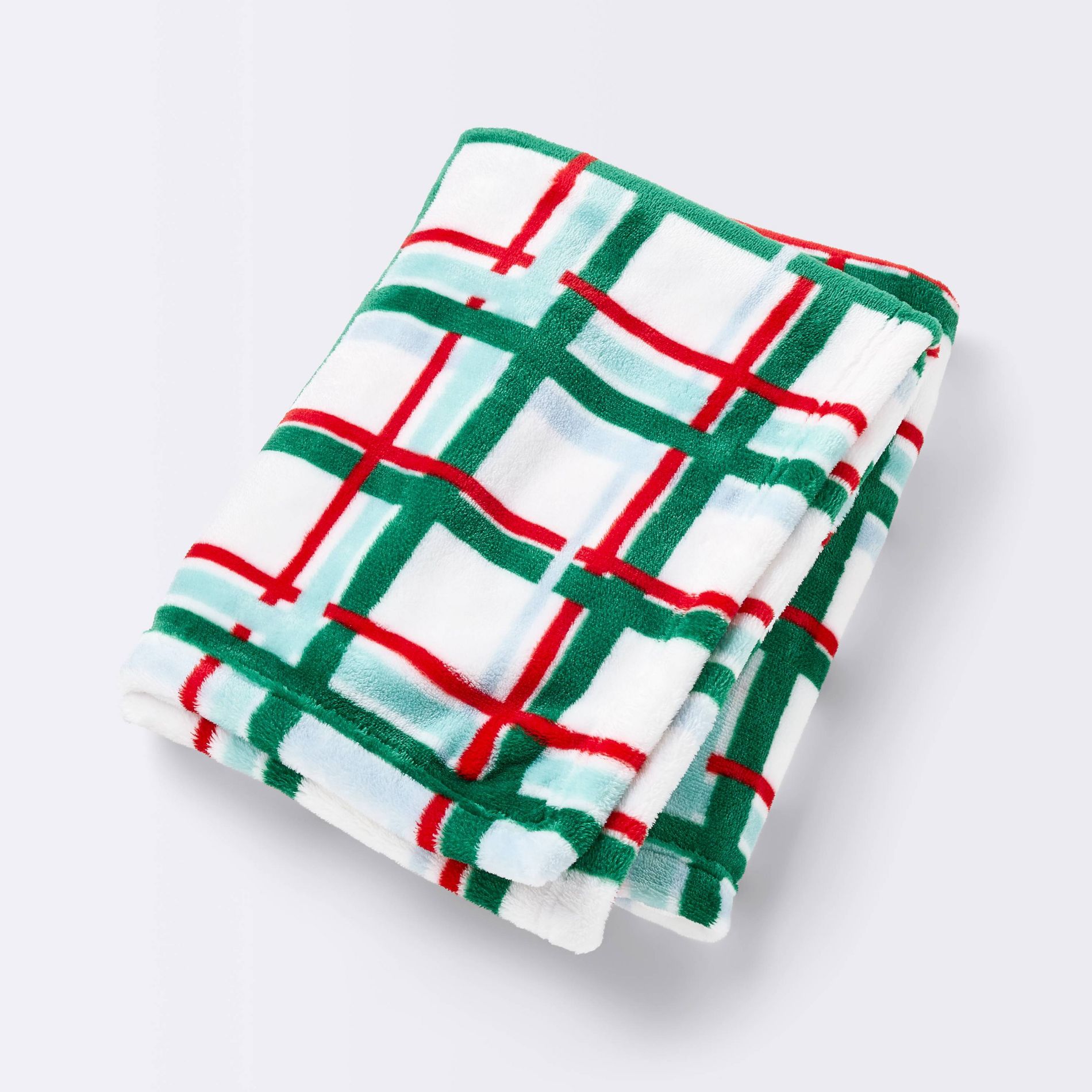 Holiday Plaid Plush Blanket - Cloud Island™