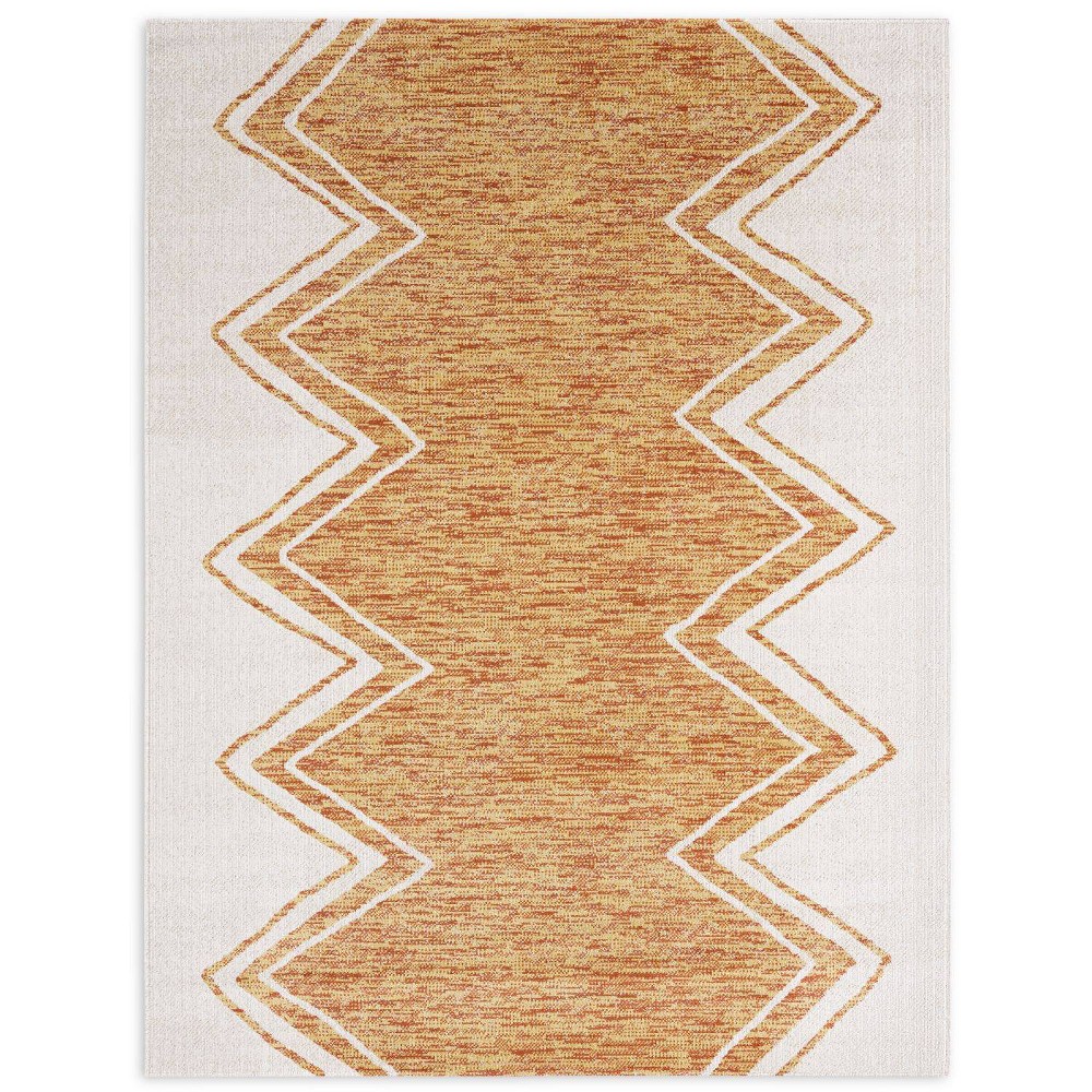 Nicole Miller Patio Sofia Leon 5'2" x 7'2" Area Rug