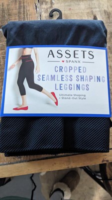 Assets by Spanx Women's Seamless Shaping Capri Leggings - Black S 1 ct