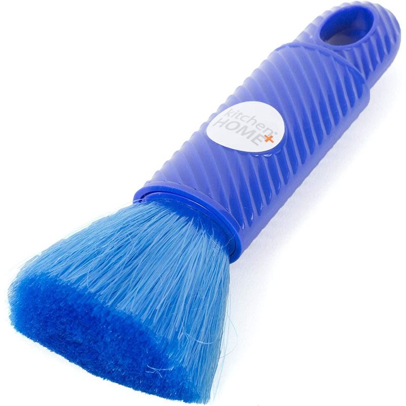 Kitchen + Home Compact Static Duster - 6.5" Travel Duster with Retractable Carry Case, 1 of 7